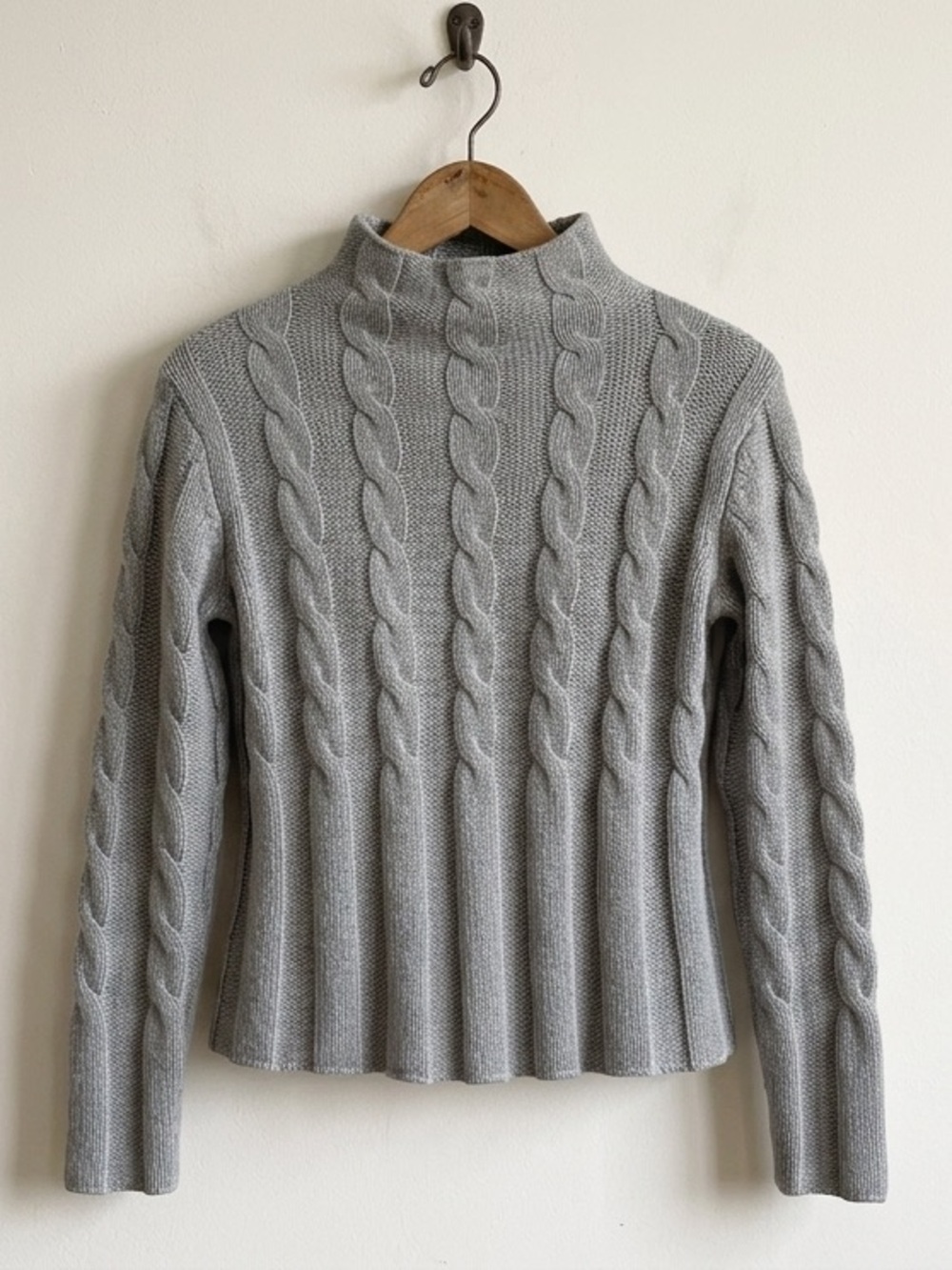 Jones New York Sport Vintage Gray Cable Knit Mock Neck Sweater Medium